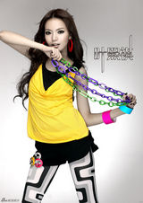 高清图：叶熙祺全新造型几何色彩冲击眼球