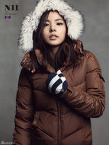 高清图：韩星闵孝琳冬季色彩写真展八面魅力