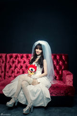 高清组图：韩星李贞贤发新曲披婚纱对话新浪