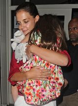 组图：阿汤嫂携苏瑞曼哈顿深夜买甜点