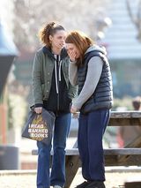 组图：暮光女新片剧照曝光 与朱丽安摩尔饰母女