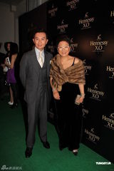 组图：汪诗诗汪圆圆姐妹花亮相 与罗霖吴婉芳相见欢