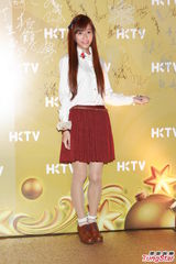 组图：香港电视办圣诞派对 王维基招揽亚视弃将