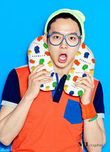 高清组图：JYJ夏季写真展露小学生顽皮淘气形象