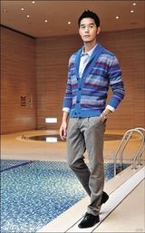 组图：六款造型解读丁春诚的穿衣哲学