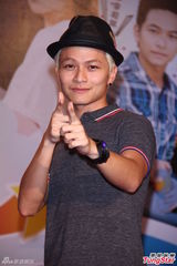 组图：豆花妹辰亦儒拍吻戏尴尬 自曝迷糊进错房