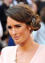 高清组图：奥斯卡红毯路易丝-罗伊几何层叠礼服