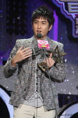 幻灯：新人盛典曾轶可大热 张震岳大张伟扮新人抢奖