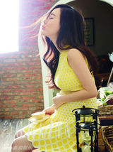 组图：霍思燕大肚写真曝光 披露与杜江恩爱瞬间