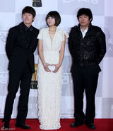 组图：韩国KBS演技大赏颁奖 张赫文根英等出席