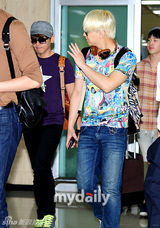 组图：SM家族结束日本演唱会返回韩国