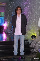 高清图：李嘉欣为儿子JAYDEN开百日宴