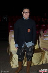 组图：霍震霆出言护郭晶晶 梁烈唯走秀只顾耍帅