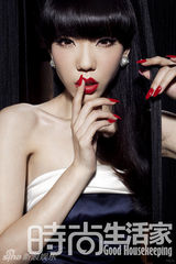 组图：吴莫愁登三杂志封面 造型百变风格迥异