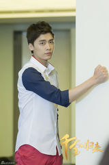 组图：《千金归来》将播 李易峰造型时尚百变