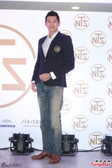 组图：郭鑫为戏苦练国标舞 盼两年内台北置产