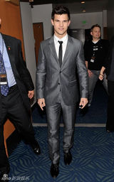 组图：大众选择奖揭晓 约翰尼德普获近十年最爱男星