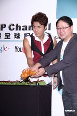 组图：吴克群承认与阿娇合作 盼媒体勿二度伤害她