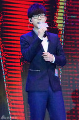 组图：胡夏宣传专辑 亮相新城颁奖礼勇夺二奖