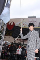 组图：林俊杰抱病演出身形消瘦 感情随缘盼金曲奖