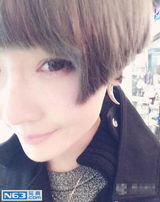 组图：高晓松88年嫩妻晒近照 帅气短发时尚有型