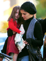 幻灯：希尔顿为男友庆生  贝克汉姆庆祝胜利