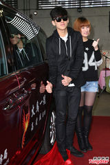 宝弟代父捐车“火鸟一号”了高凌风遗愿