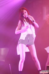 组图：After school香港会歌迷 献劲歌热舞