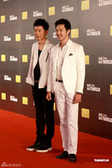 组图：众星亮相旅游金榜颁奖礼 女星现场斗艳