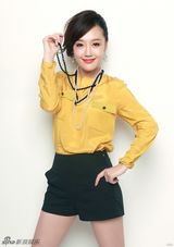 组图：薛佳凝OL风写真凸显干练靓丽