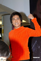 幻灯：齐秦将开唱纪念出道25年 神秘嘉宾锁定莫文蔚