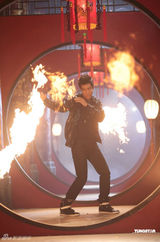 组图：王力宏新歌与GaGa呛声 为拍MV受百般磨练