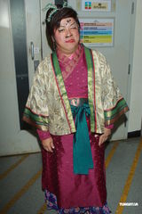 组图：曾志伟蒙嘉慧胡杏儿等录节目卖力演出