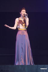 组图：邓智伟演唱会群星助阵 黄宗泽吃林峰醋