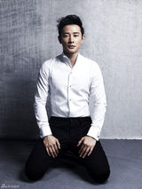 组图：罗晋型男写真大玩表情反转