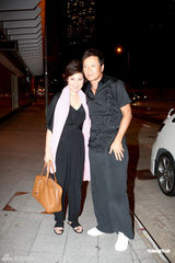 组图：谭咏麟60岁大寿 坦言永远最感谢母亲