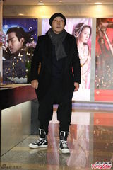 组图：张卫健赶赴台湾悼念杨登魁