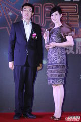 组图：陈法蓉否认新恋情 刘璇韩艺博摆Pose暧昧