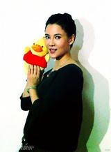 组图：新《水浒传》“孙二娘”何佳怡拍可爱写真