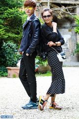 组图：账房先生华晨宇兼职摄像 张翰遭鹦鹉调戏