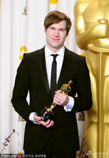 组图：奥斯卡后台-《宵禁》获最佳真人短片