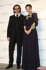 组图：舒淇黑色长裙亮相 微笑甜美气质优雅