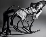 高清组图：阿曼达-塞弗里德最新性感写真