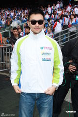 组图：陈敏之承认涨身价 应届港姐许亦妮否认绯闻