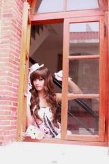 组图：台湾伪娘模特想成女人 写真娇媚如花绽放