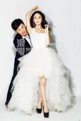 独家：吴京谢楠搞怪婚纱照 5月大婚甜蜜秀恩爱