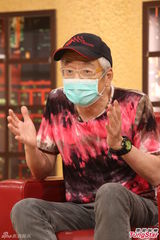 组图：高凌风虚弱上节目 驳斥前妻不实指控