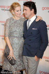 组图：莱弗利与梅斯特斗艳《绯闻少女》庆百集派对