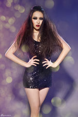 高清图：宁丹琳拍另类大片 化身少女与狐仙