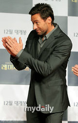 组图：休-杰克曼首尔出席《悲惨世界》韩国发布会